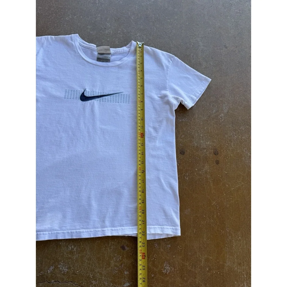 Vintage Nike Y2K Big Swoosh Essential Tech Sport T-Shirt Small Early 2000s